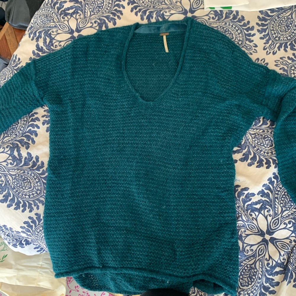 Free People XS oversized fuzzy sweater